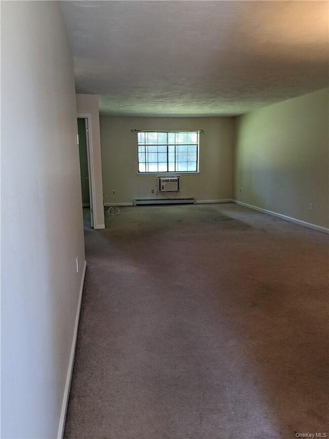 Photo - 22 Brittany Dr