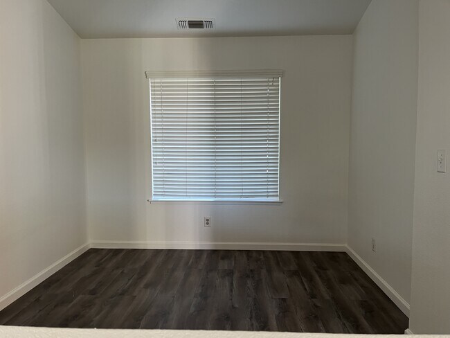 Photo - 2177 Stonewater Dr