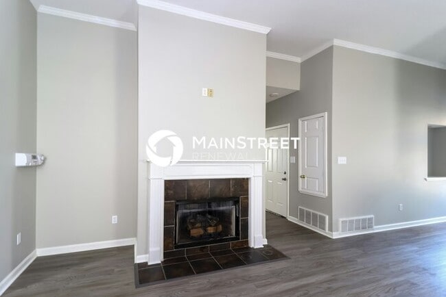 3 Bedroom Pet-Friendly Home in CORDOVA, TN with Main Street Renewal