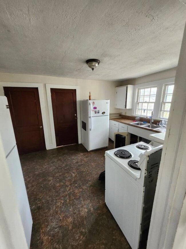 Photo - 155 Clement St