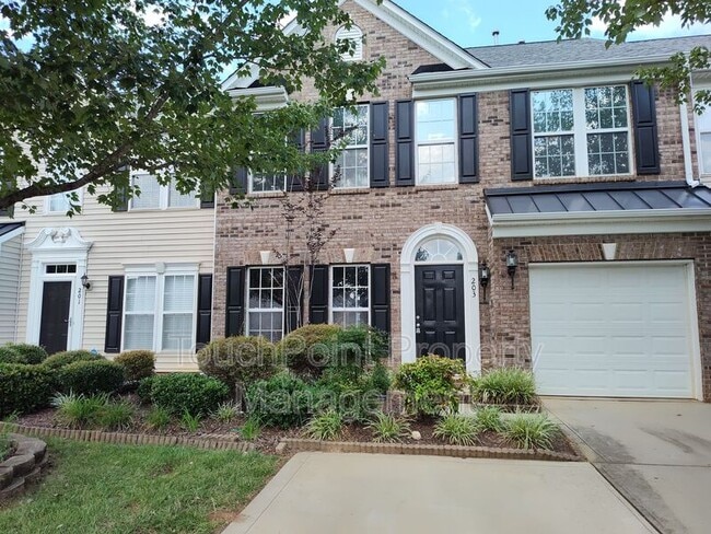 Photo - 203 Snead Rd