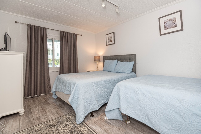 Photo - 2 80th St Unidad 109