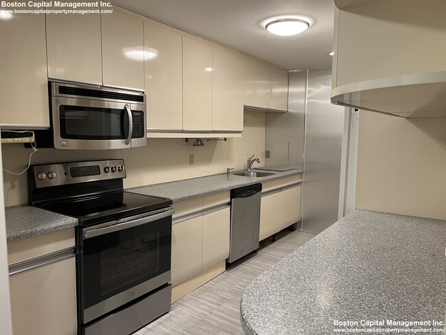 Photo - 121 Tremont St Condo Unit uni322 2-bed 1-bath