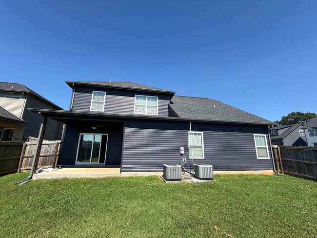 1142 Eagle's View Dr