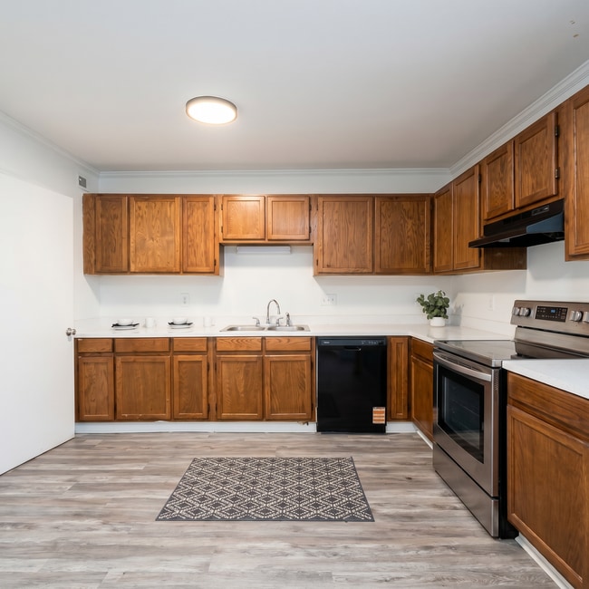 Courtyard Townhomes