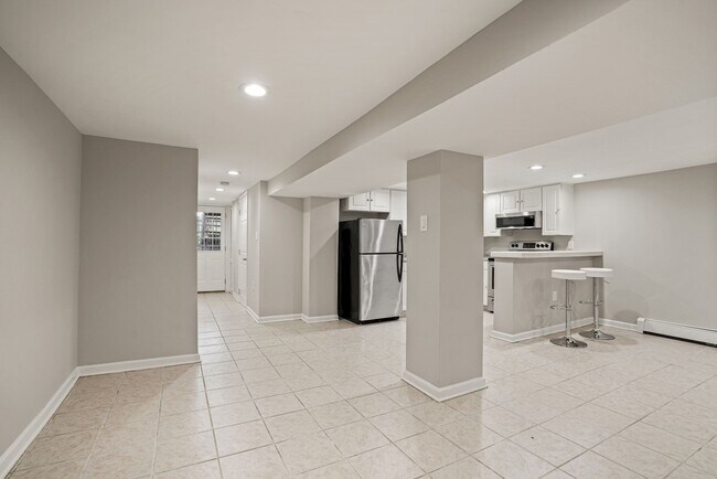 Photo - 3805 New Hampshire Ave NW Unidad #2