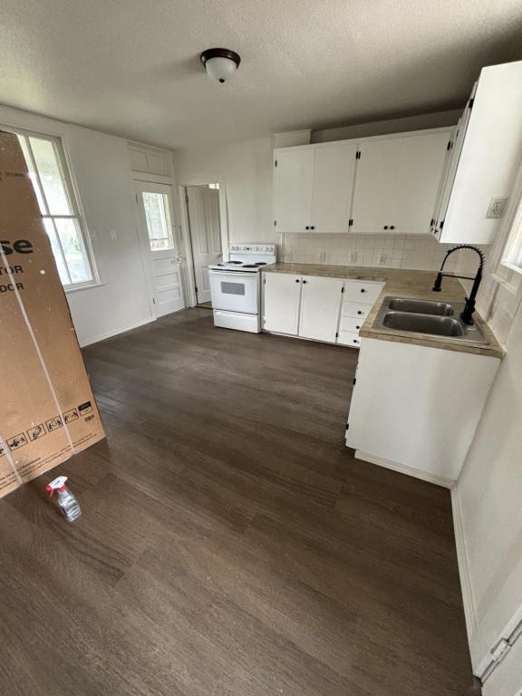 Photo - 702 Washington Ave