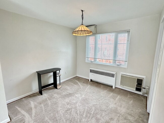 Photo - Beautiful 2 - bedroom condo in the award-winning Bethesda Parkside community! Unit 201