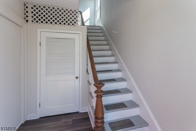 Photo - 211 Washington St