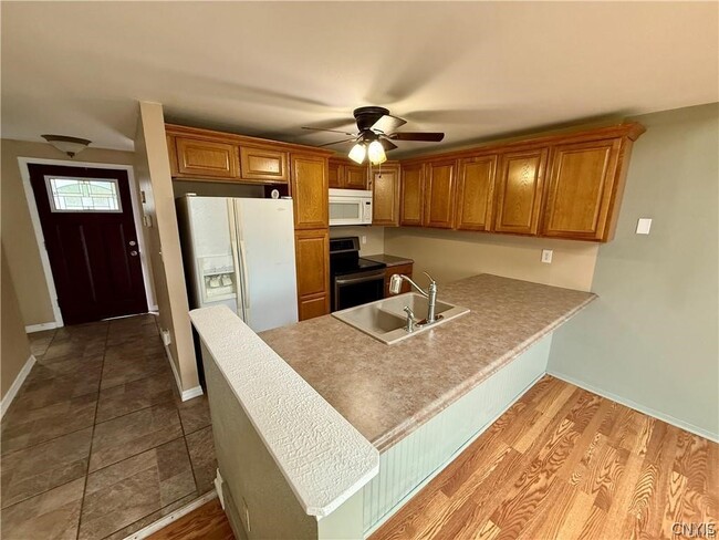 Photo - 5452 Borgase Ln