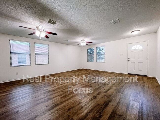 Photo - 1329 Scenic Hills Dr