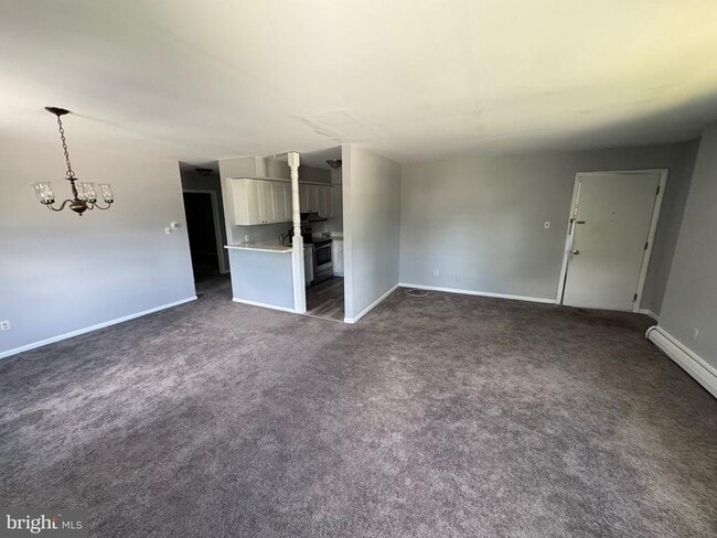 Building Photo - 101 Harwicke Rd Unit APT-C