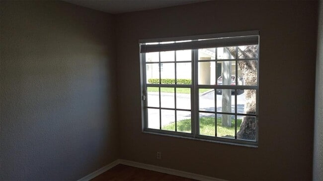 Photo - 1212 Belmont Ln Unidad # 1212