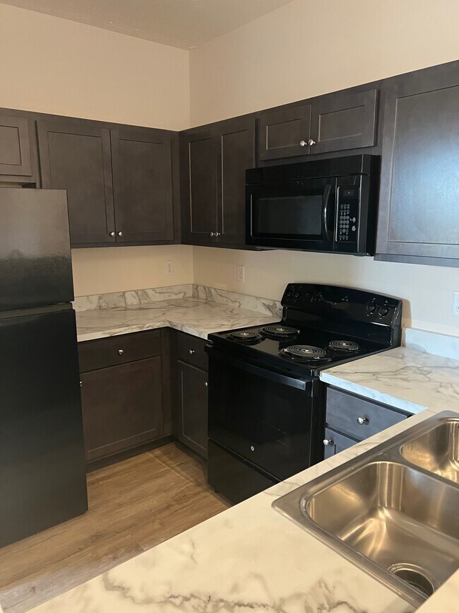 708 Courtyard Ln Townhome Townhome Rental in Amelia OH