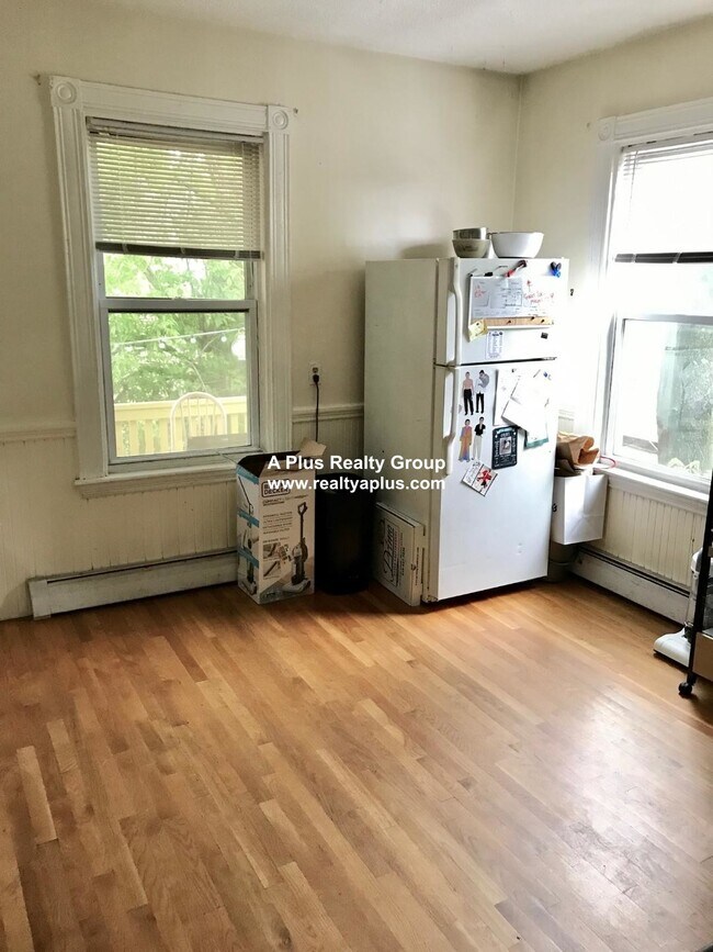 Photo - 5 Buckley Ave Unidad 2