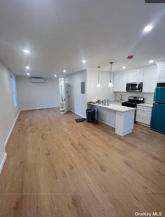 113-10 Jamaica Ave 3FL  