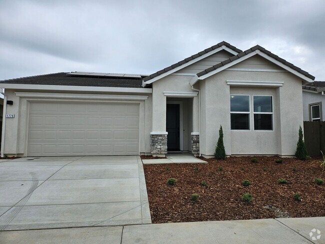 Building Photo - BAND NEW BUILT HOME!!! 3 BEDROOM 2 BATH