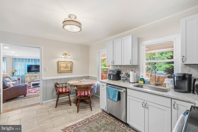 Photo - 1570 Overlook Dr