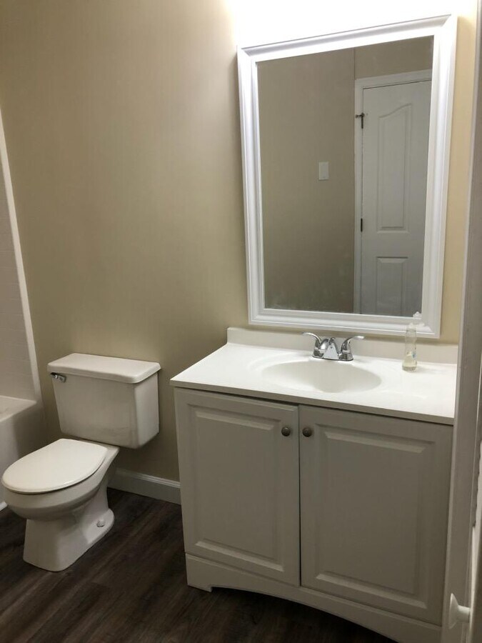 Bathroom - 9535 Bay Front Dr Unidad 207 Rental
