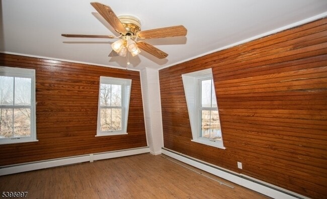 Photo - 848 River Rd