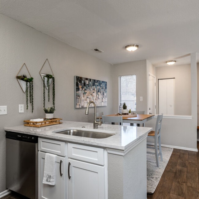 Kimmerly Glen Apartments For Rent in Charlotte, NC | ForRent.com