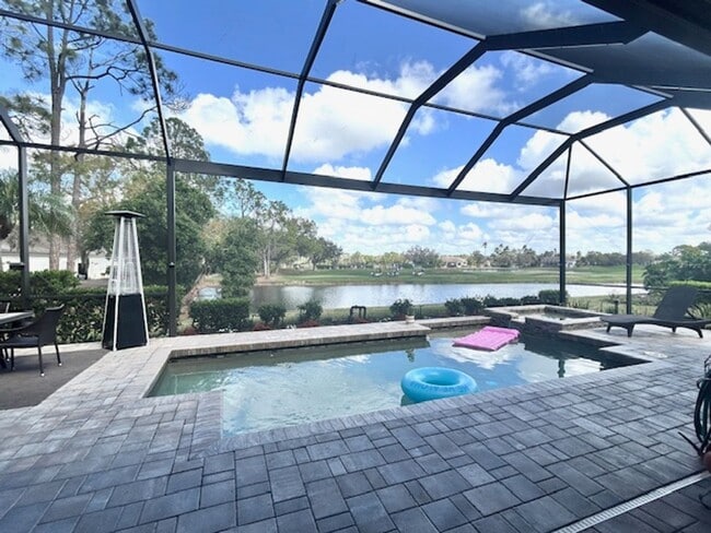 Photo - AVAILABLE May 1- 0CT 31ST .FURNISHED/SEASONAL.  3/2 POOL HOME IN ROSEDALE!