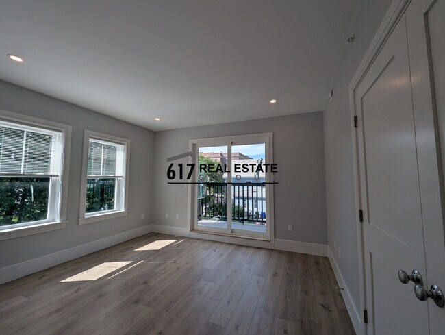 11 Holton St Unit A3