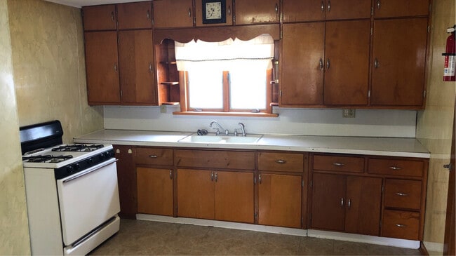 Photo - 307 N Warren Ave