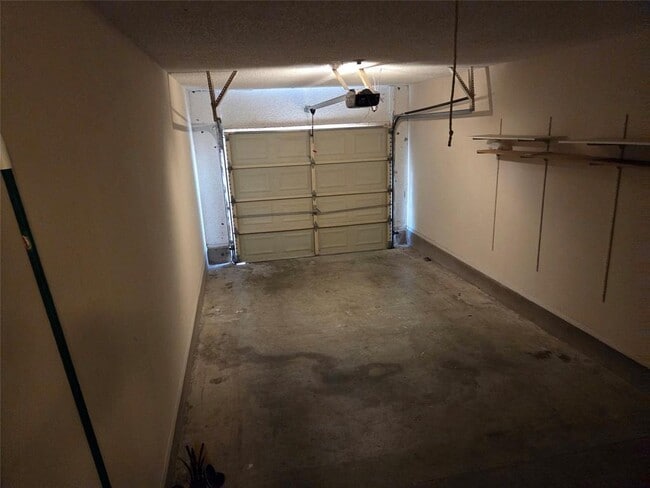 Photo - 8111 Baywood Dr