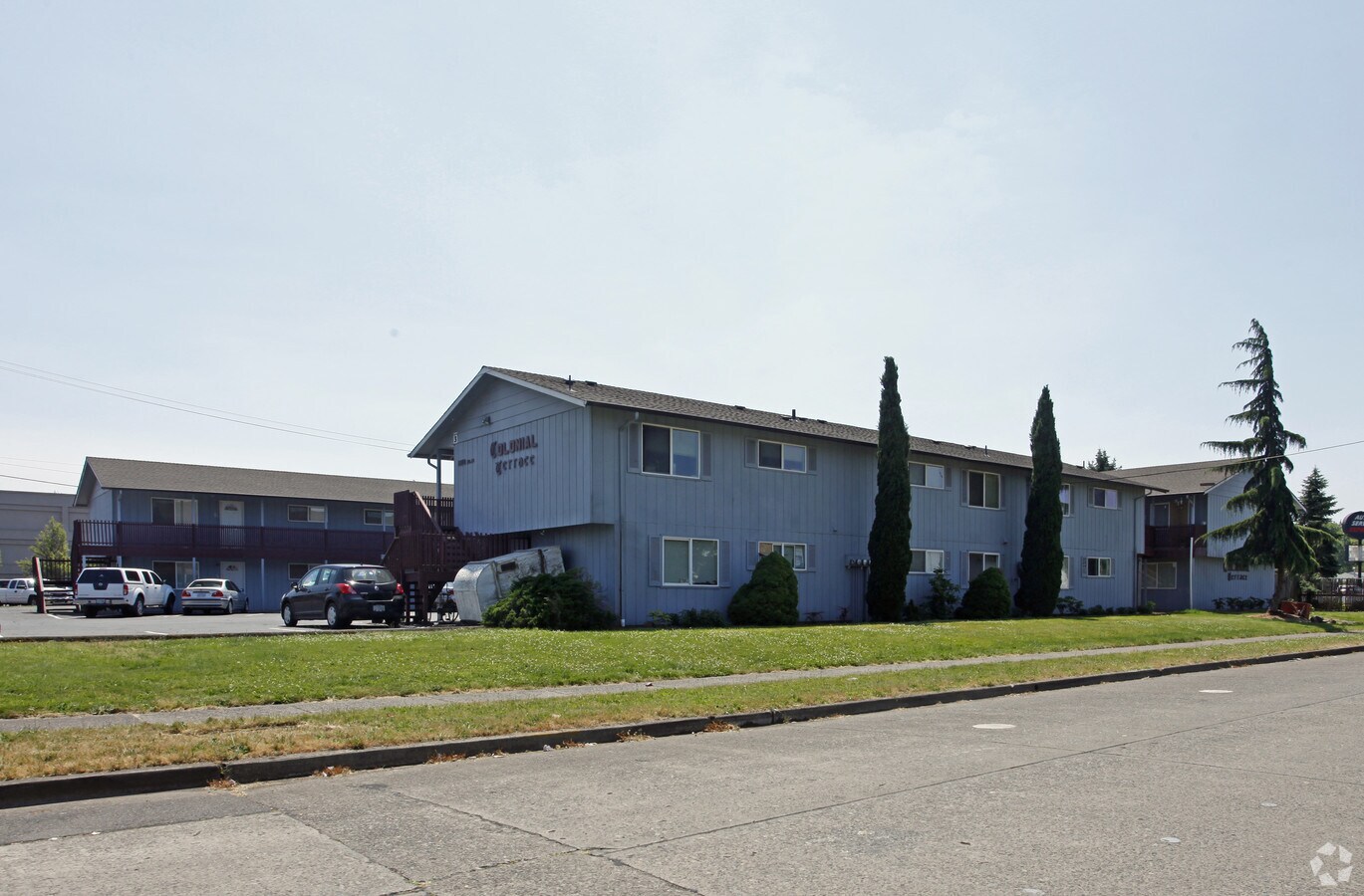 Photo - Colonial Terrace