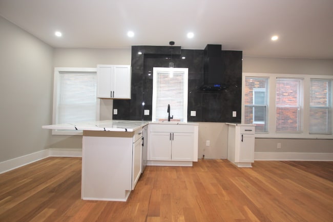 Photo - 5014 Seminole St