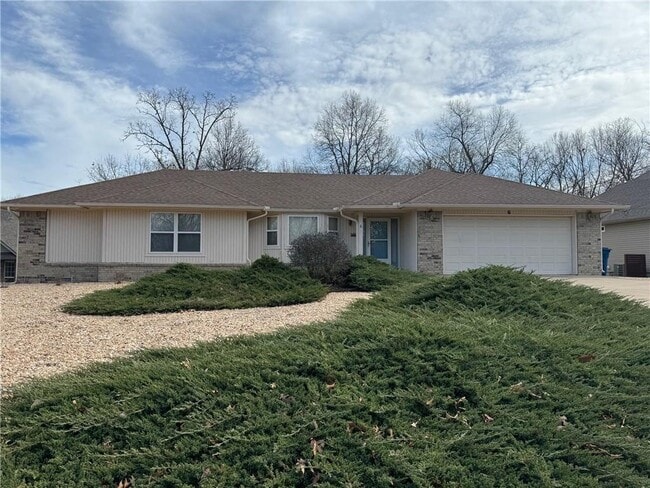 Photo - 6 Melbourn Dr