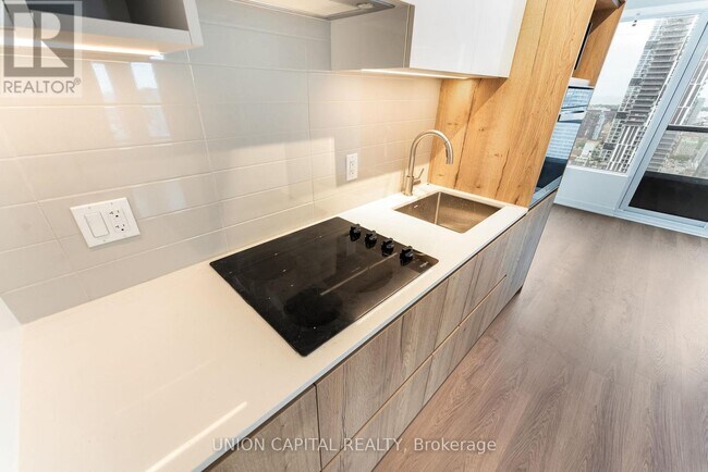 Photo - 319 Jarvis St Unit 3702