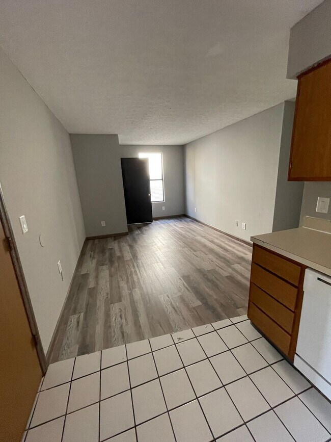 Photo - 72 Chittenden Ave Unit B
