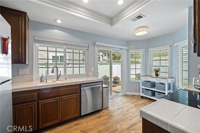 Photo - 14 Aldergrove