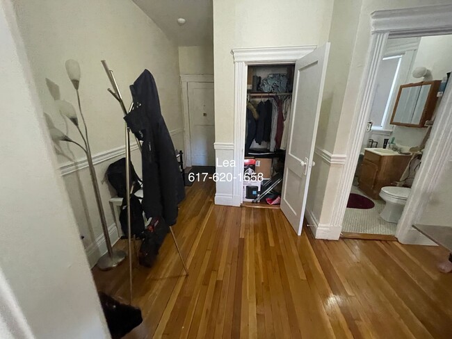 NO FEE***SEPT Incredible 1bed in Allston! ... - NO FEE***SEPT Incredible 1bed in Allston! ... House