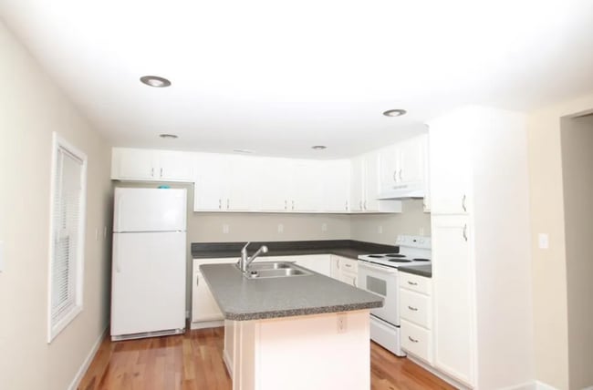 Photo - 3 BEDROOM HOME IN SENECA SC FOR RENT