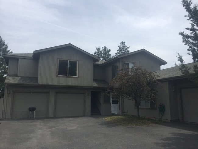 Building Photo - h1121 Unit 2 Rental