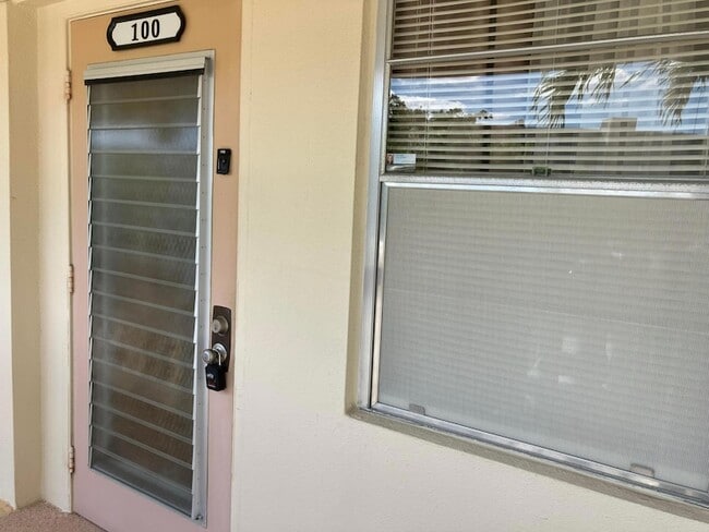 Photo - 100 Ventnor E Unit 100