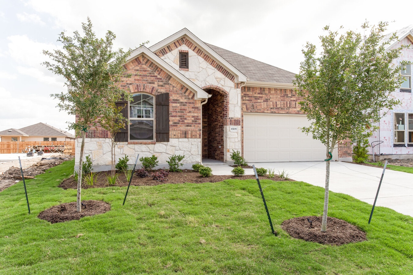 Photo - 6509 Golden Bough Ln