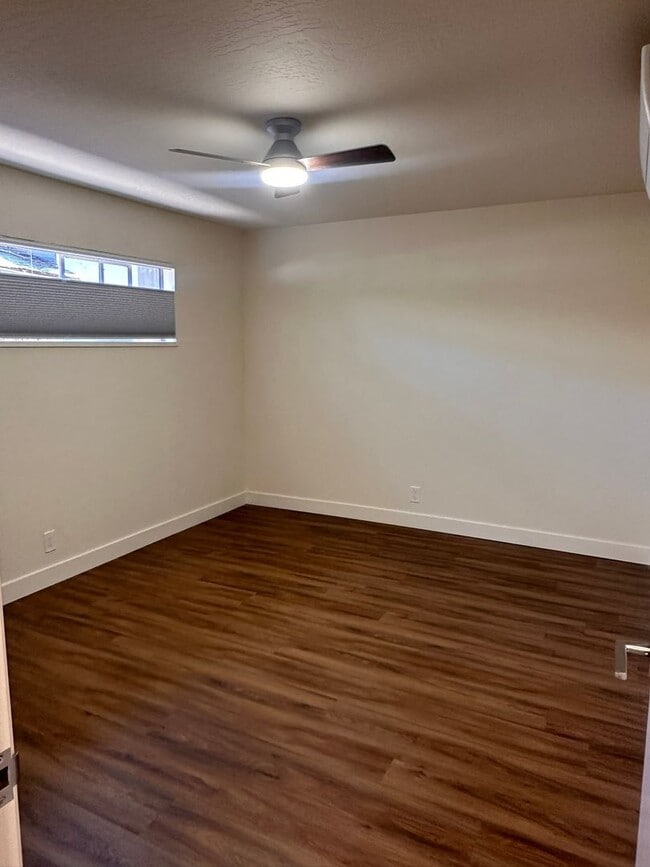 Photo - Coral Manor Apartments Unit 3271 Beard Road