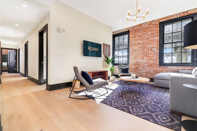 Photo - 1148 S Peters St Unidad ID1268730P