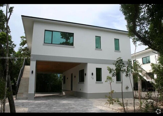 Building Photo - 12 Coral Dr Rental