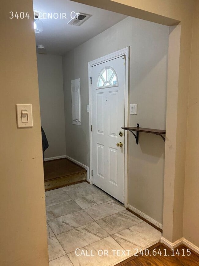 Photo - 3404 Elenoir Ct