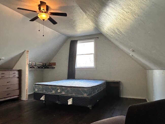 22008 Crest Forest Dr