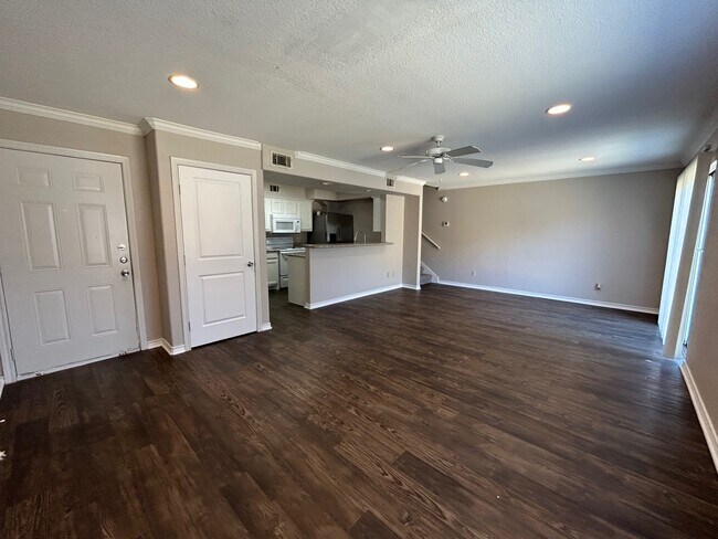 Photo - 2507 Pascal Ct