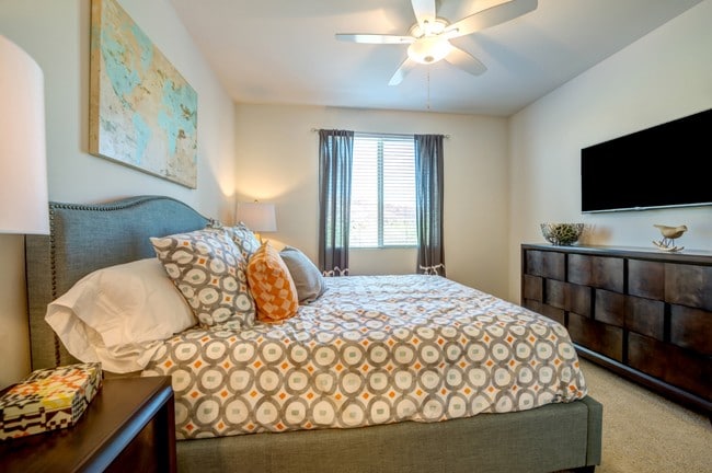 Model Bedroom