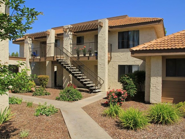 Sierra Place Apartment Homes - Sierra Place Apartment Homes