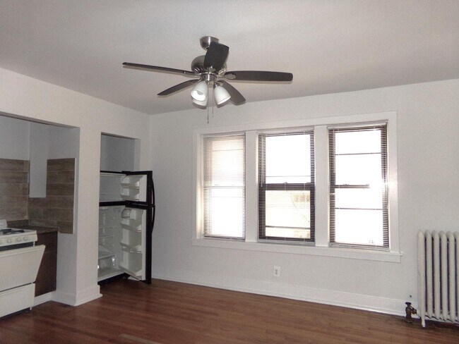 1619 W Morse Ave Unit 208