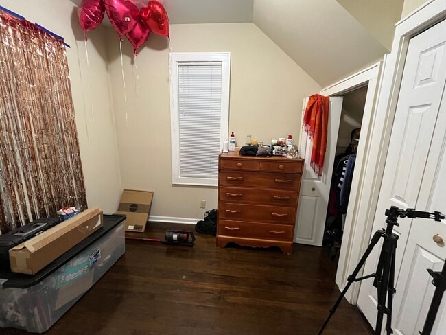 Photo - 1209-09B E Kane Pl Unit Lower